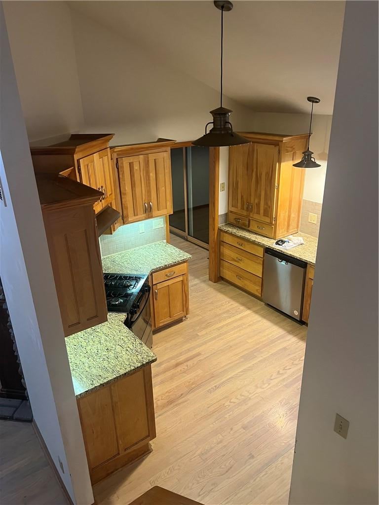 1007 W Washington St, Harrisonville, MO 64701