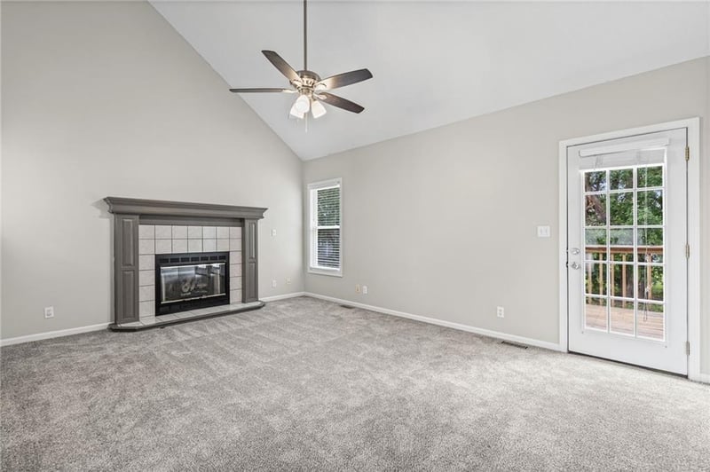 1100 Susan St, Kearney, MO 64060