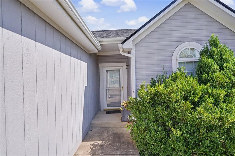 1541 S 104th Terrace 104th Ter, Edwardsville, KS 66111