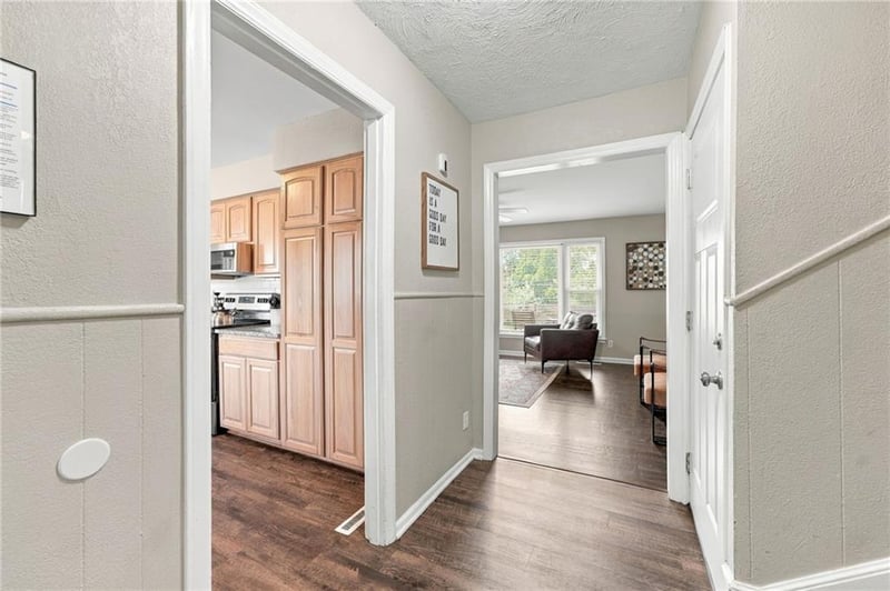 3238 N Chippewa Dr, Kansas City, MO 64116