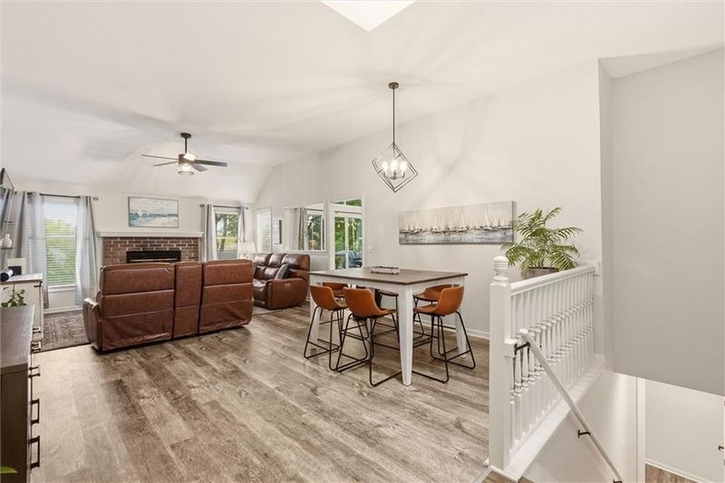 15410 Floyd St, Overland Park, KS 66223