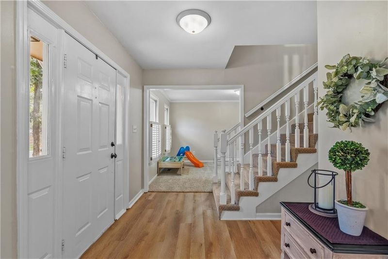 11104 W 109th Ter, Overland Park, KS 66210