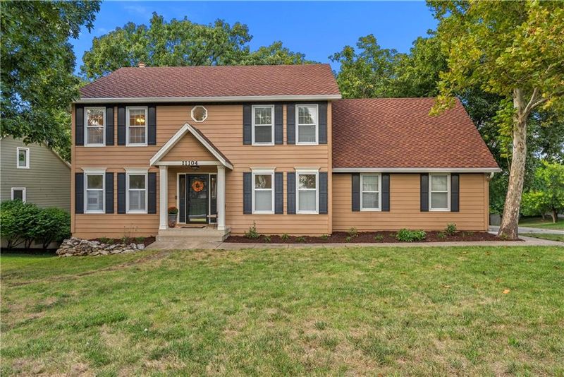 11104 W 109th Ter, Overland Park, KS 66210