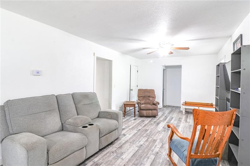 214 E 1st St, Appleton City, MO 64724