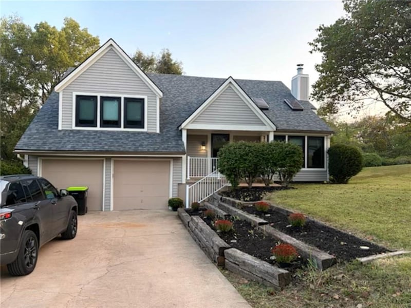 9223 W 49th Ter, Merriam, KS 66203