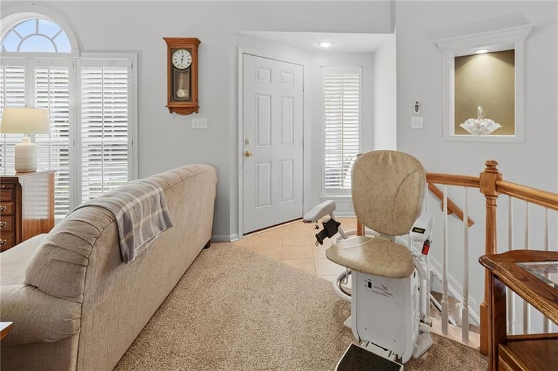 2633 Kensington Pl, Leavenworth, KS 66048