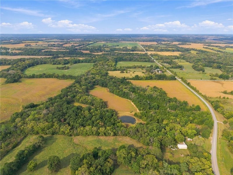 972 Ne Hw E, Knob Noster, MO 65336