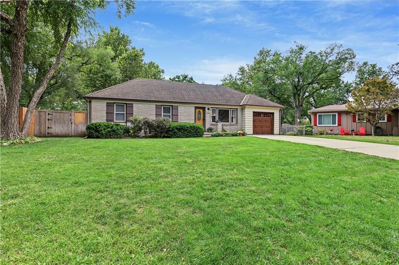 14115 W 93rd St, Lenexa, KS 66215