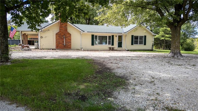 14768 Lincoln Ln, Rayville, MO 64084