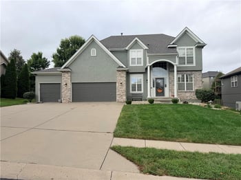 10122 N Lane Dr, Kansas City, MO 64157
