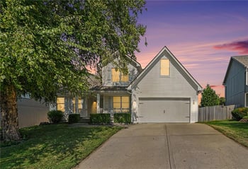 7423 N Wallace Ave, Kansas City, MO 64158