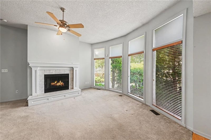 7423 N Wallace Ave, Kansas City, MO 64158