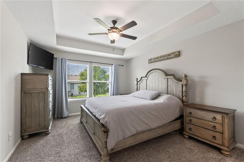 902 N Cottonwood St, Kearney, MO 64060