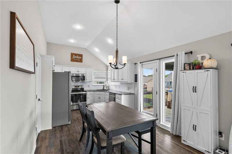 902 N Cottonwood St, Kearney, MO 64060
