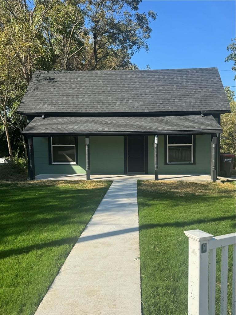 547 Orchard Pl, Excelsior Springs, MO 64024