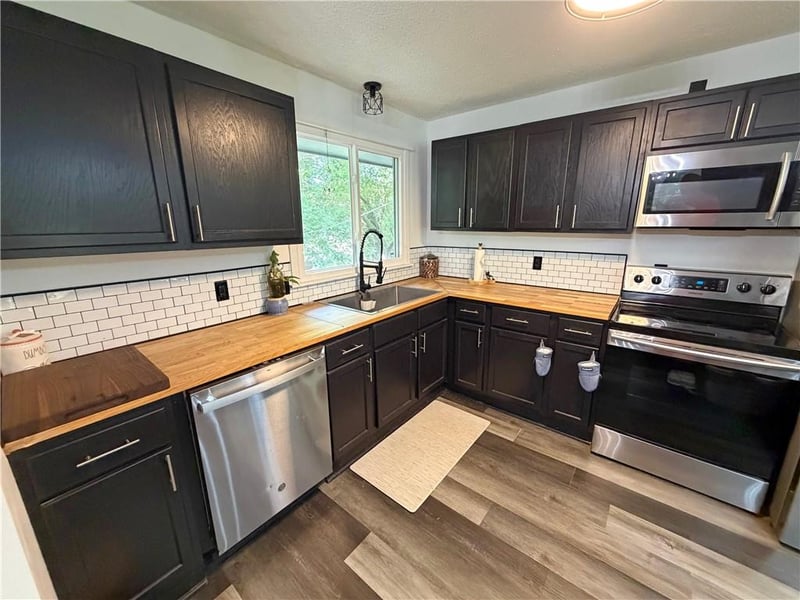 11500 Manchester Ave, Kansas City, MO 64134