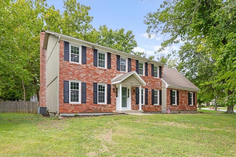 8800 W 115th St, Overland Park, KS 66210
