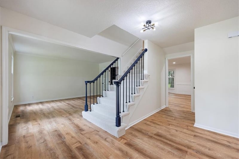 8800 W 115th St, Overland Park, KS 66210