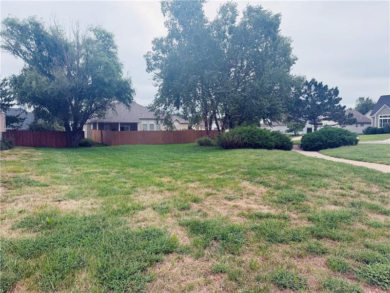 601 N Locust St, Gardner, KS 66030