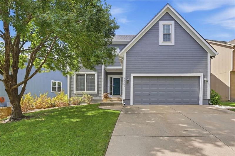 13822 S Hagan St, Olathe, KS 66062