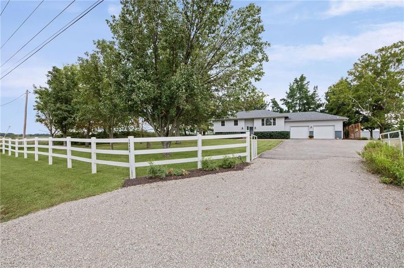 16409 E 289th St, Harrisonville, MO 64701