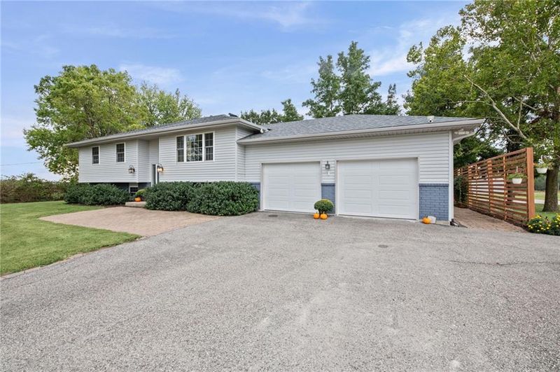 16409 E 289th St, Harrisonville, MO 64701