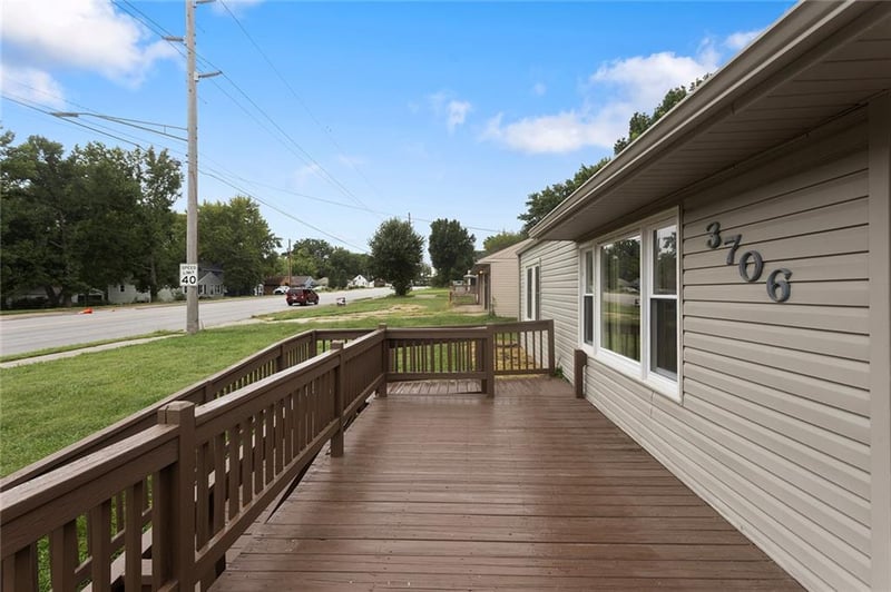 3706 S Sterling Ave, Independence, MO 64052