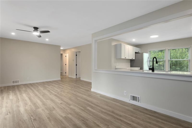 3706 S Sterling Ave, Independence, MO 64052
