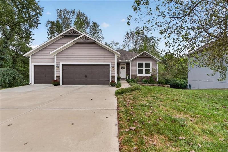 419 E 166th Ct, Belton, MO 64012