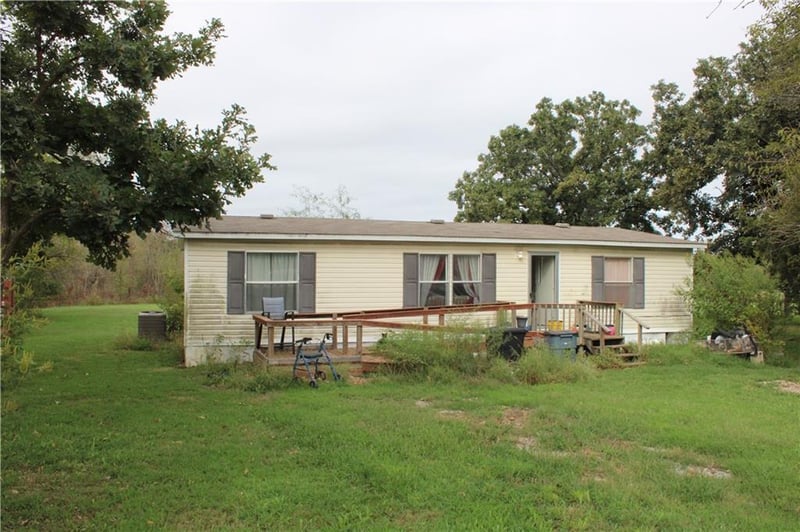 747 S 20th St, Mccune, KS 66753