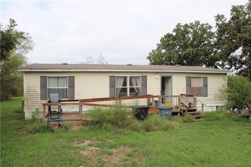 747 S 20th St, Mccune, KS 66753