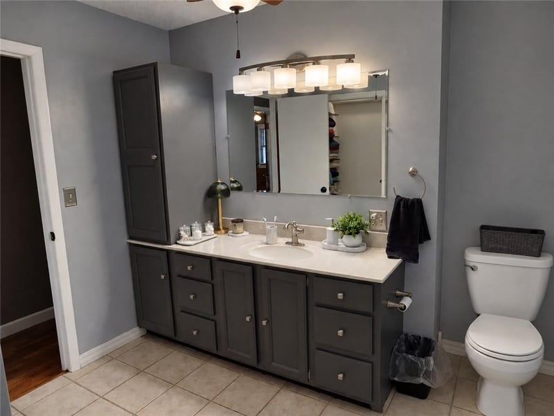 804 N 6 St, Wathena, KS 66090