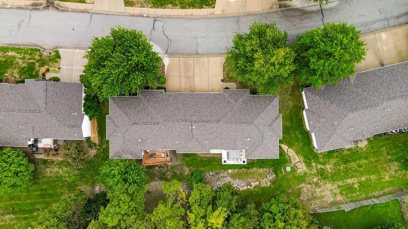 2413 SW Richwood Cir, Blue Springs, MO 64015