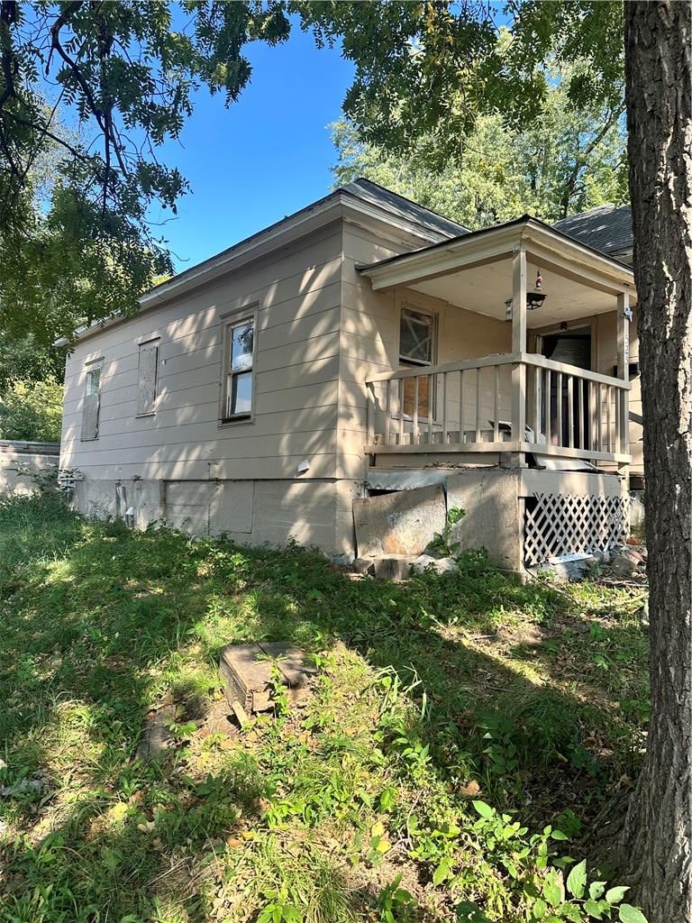 525 Blue Ridge Blvd, Kansas City, MO 64125
