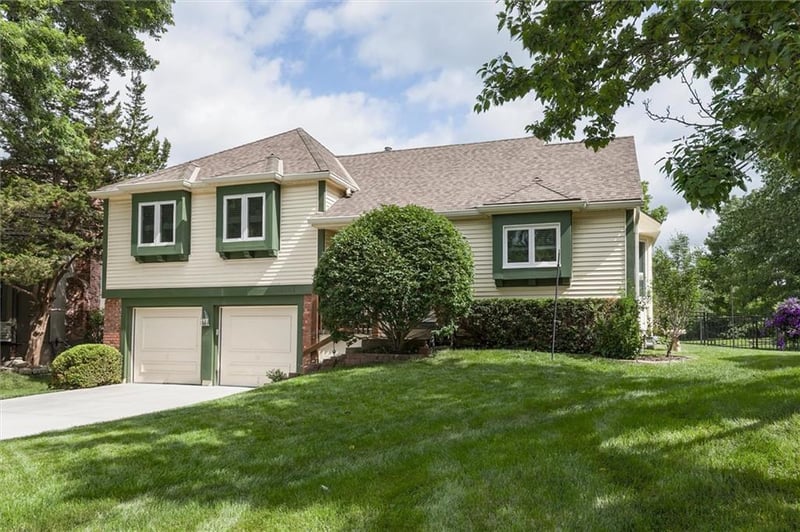 8001 Cottonwood St, Lenexa, KS 66215