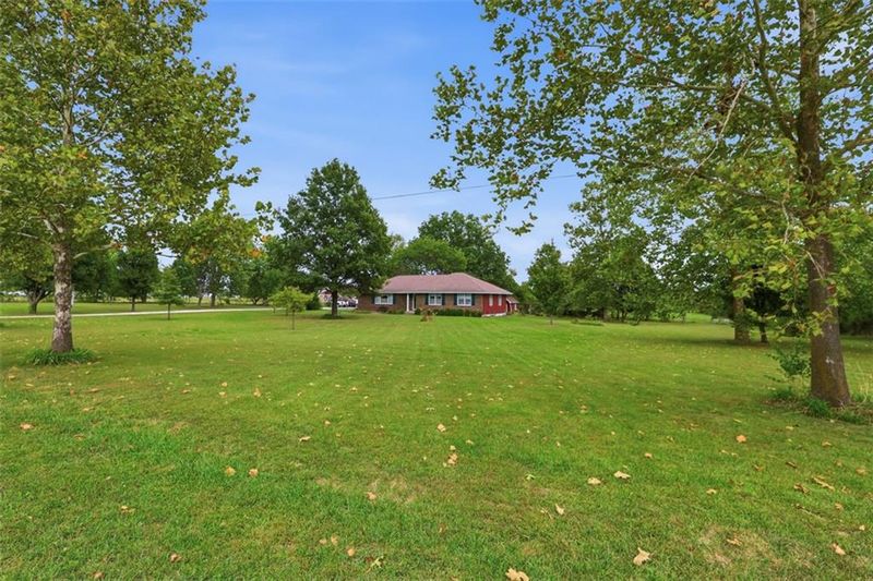 29505 SE Outer Rd, Harrisonville, MO 64701
