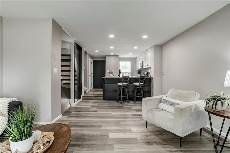 8039 Halsey St, Lenexa, KS 66215