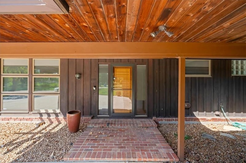 2404 Orchard Ln, Lawrence, KS 66049