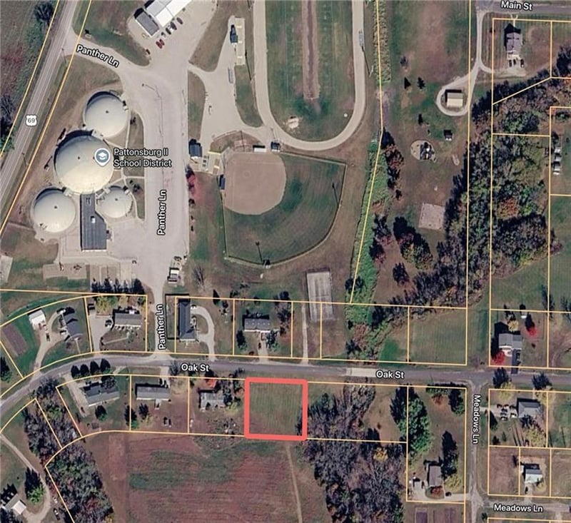 702 Oak St, Pattonsburg, MO 64670