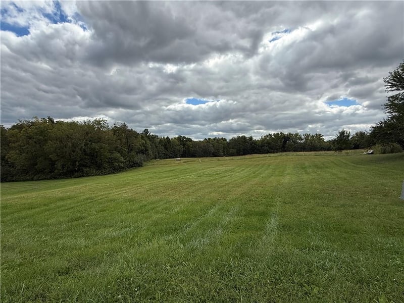 702 Oak St, Pattonsburg, MO 64670