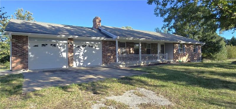 30808 E County Line Rd, Pleasant Hill, MO 64080