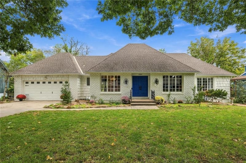 10935 Lydia Ave, Kansas City, MO 64131