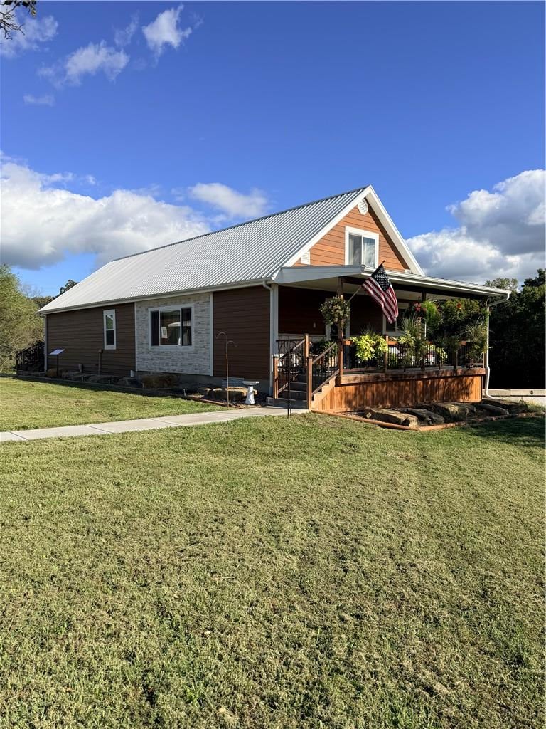 6312 Union Rd, Mclouth, KS 66054