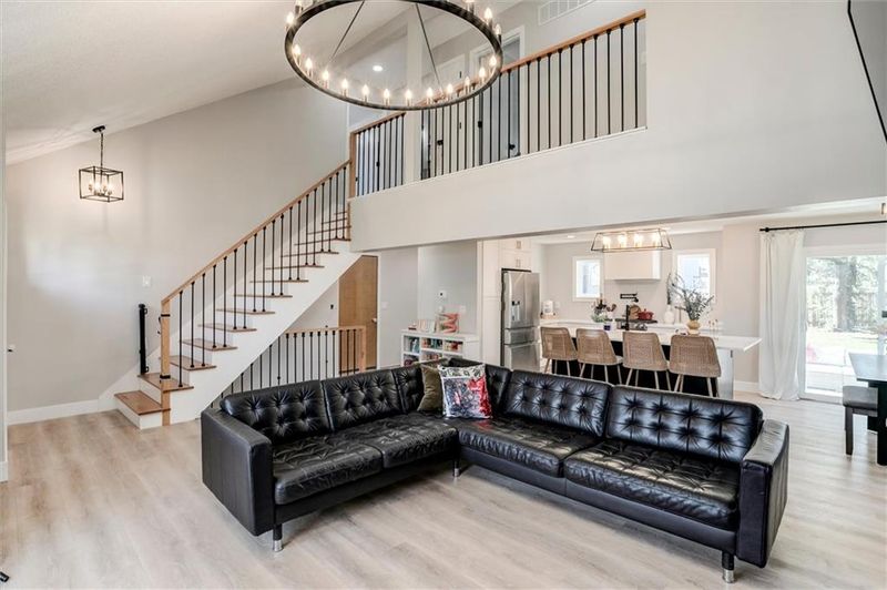 459 N Cherry St, Gardner, KS 66030