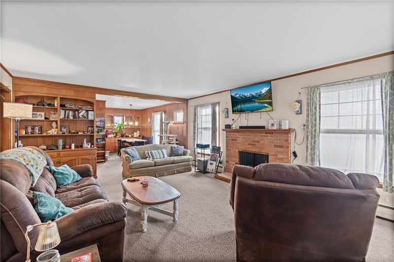 116 N Folger St, Carrollton, MO 64633