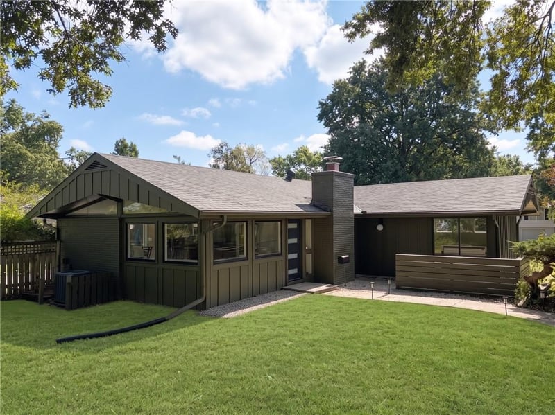 7725 Lamar Ave, Prairie Village, KS 66208