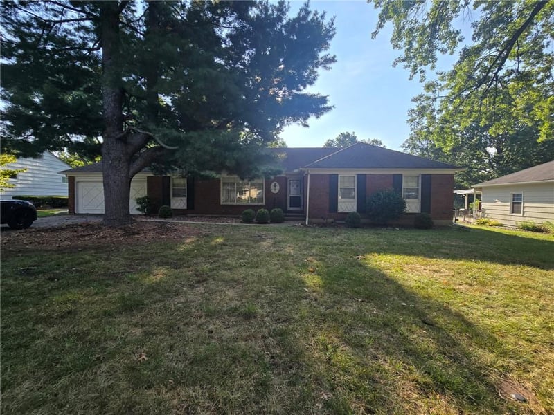 6441 Woodson Dr, Mission, KS 66202