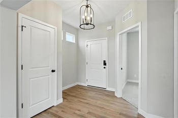 9616 N Ava St, Kansas City, MO 64154