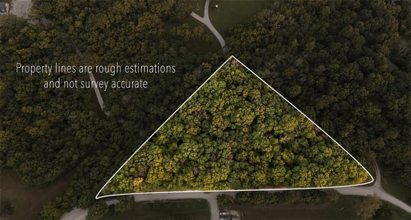 E 263rd St, Freeman, MO 64746