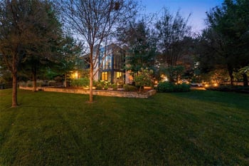 815 W 52nd St, Kansas City, MO 64112